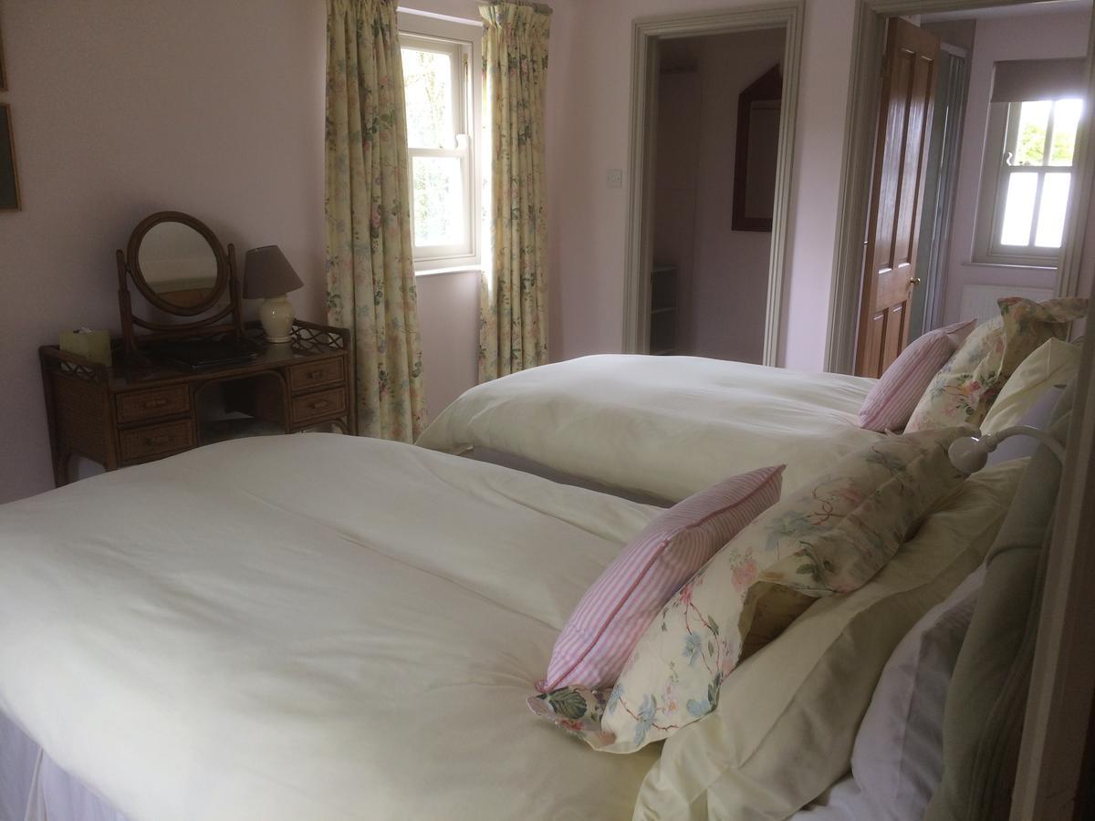 Tabor House B&B Fishguard Exterior photo